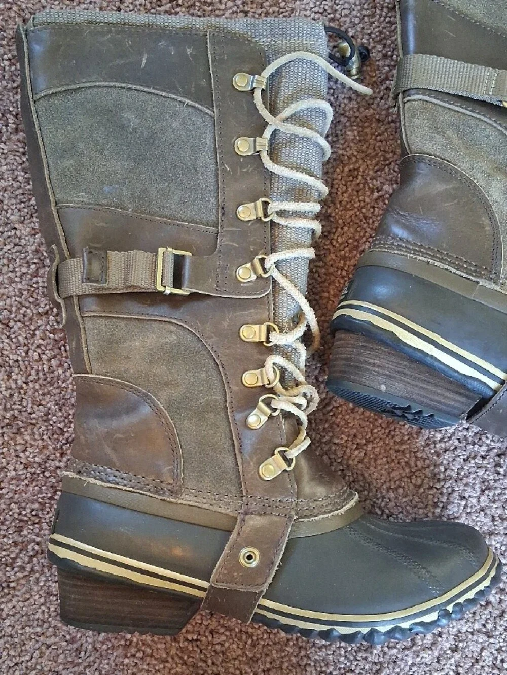 Sorel Conquest Carly Brown Gray Tall Lace-Up Waterproof Winter Boots